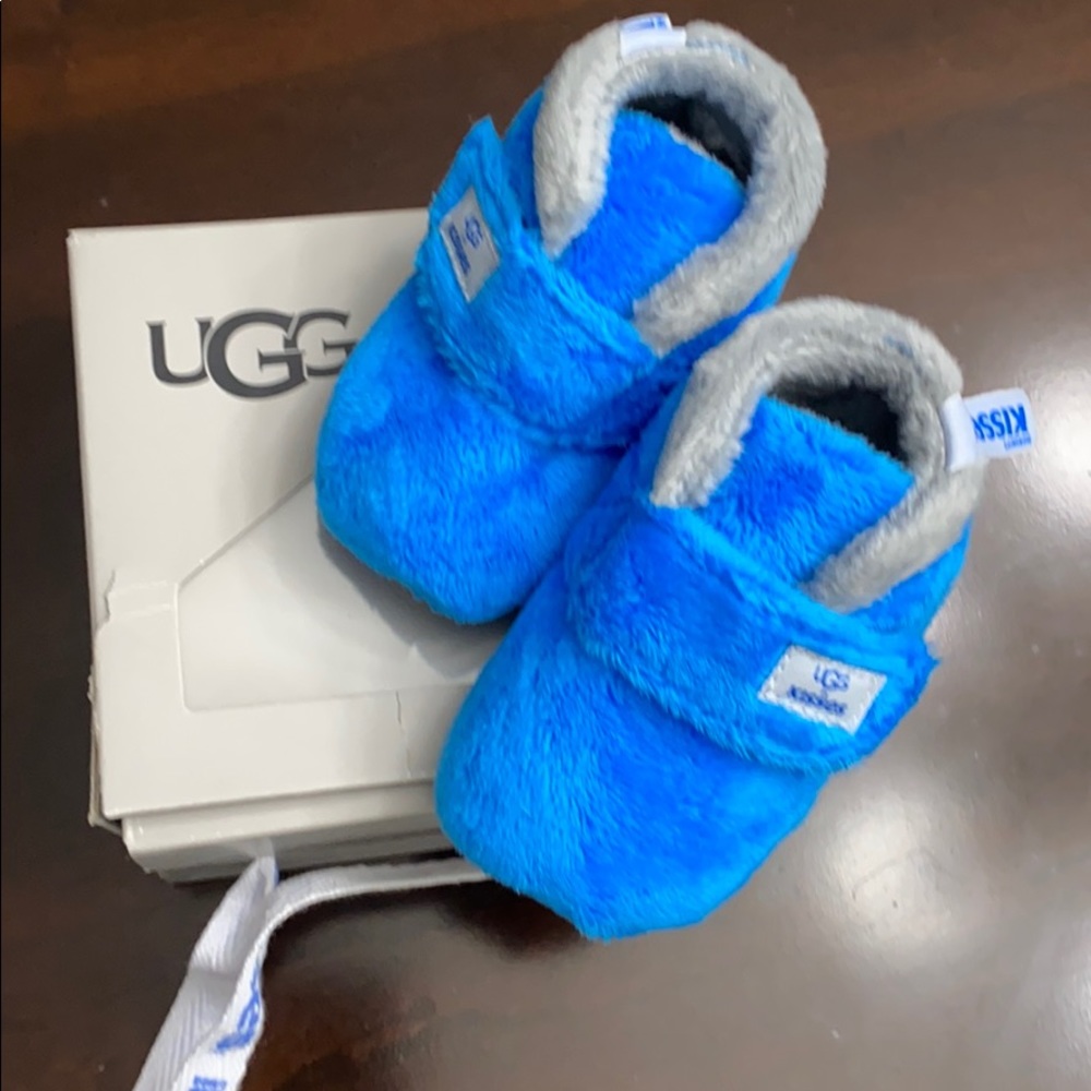 UGG kids X Kisses Bixbee